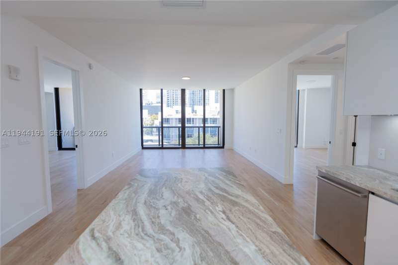 3 bedroom Condominium at 3034 Oak Avenue 408, Arbor Coconut Grove, Coconut Grove — photo 4