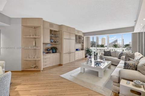 3000 Island Blvd 502, Aventura FL - photo 14 of 74