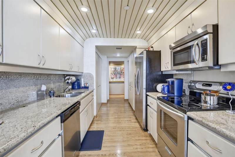 2 bedroom Condominium at 3000 Island Blvd 502, 3000 Isl Blvd Williams Is, Aventura — photo 4