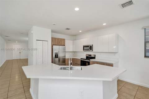 3504 W 94th St, Hialeah FL - photo 16 of 61