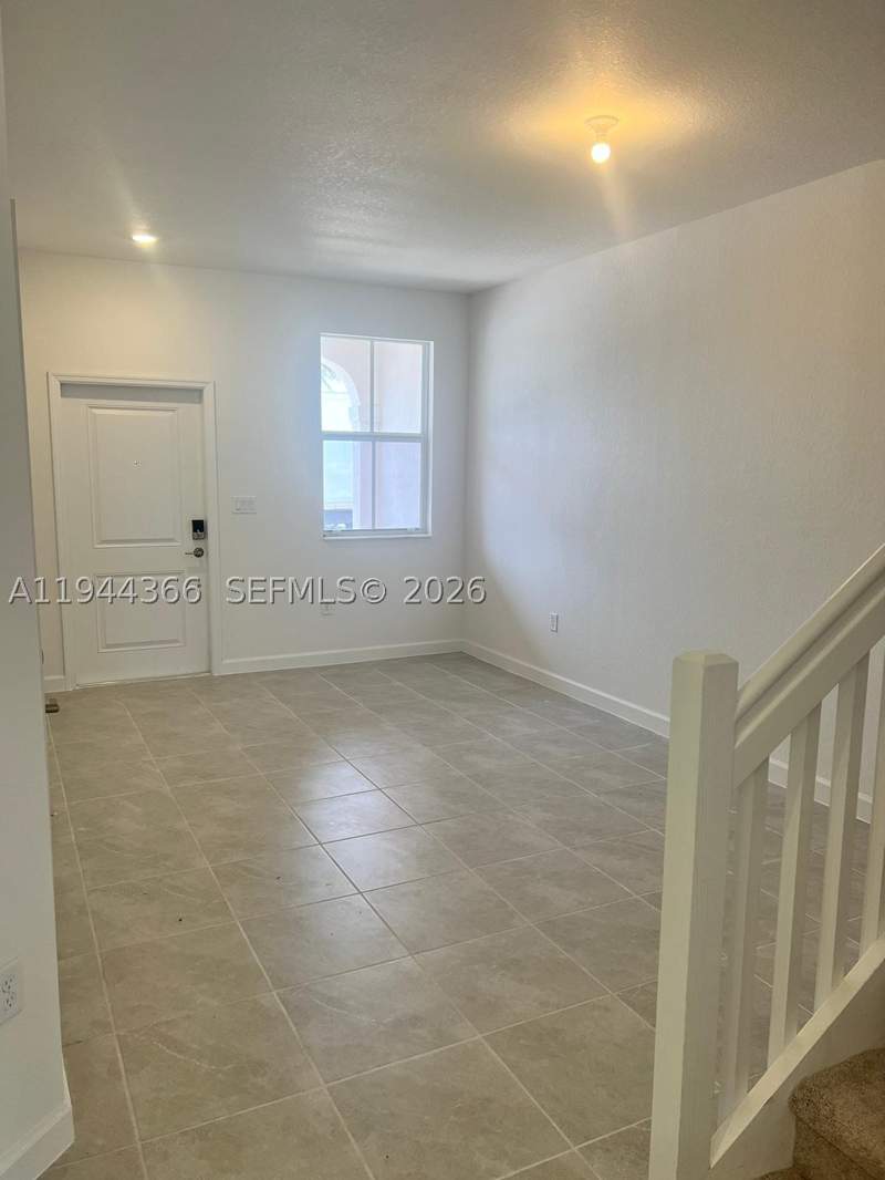 3 bedroom Townhouse at 12560 NW 22nd Pl, GOLF PARK SEC 1, Miami — photo 3