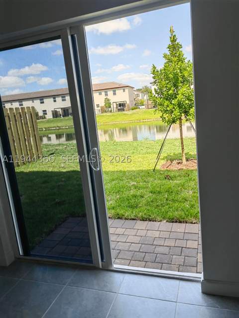 12560 NW 22nd Pl, Miami FL - photo 7 of 25