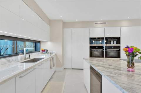 18555 Collins Ave 4601, Sunny Isles Beach FL - photo 14 of 59