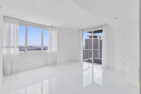253 NE 2nd St 4608, Miami FL - photo 16 of 37