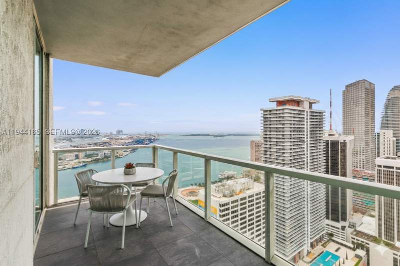 3 bedroom Condominium at 253 NE 2nd St 4608, Vizcayne South Condo, Miami — photo 2