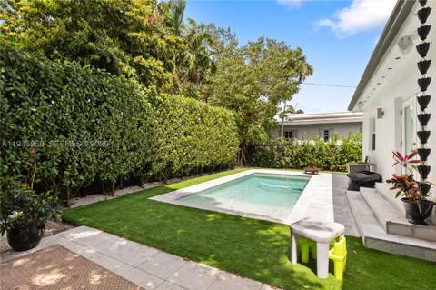 11810 W Biscayne Canal Rd, Miami FL - photo 18 of 18
