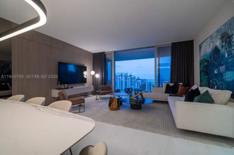 300 Biscayne Blvd Way 3403, Miami FL - photo 8 of 77