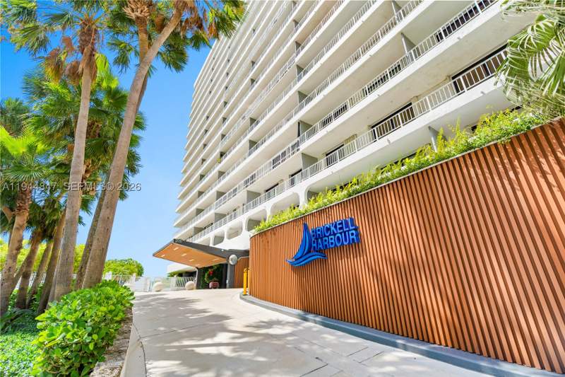 2 bedroom Condominium at 200 SE 15th Rd 5D, Brickell Harbour Condo, Miami — photo 4