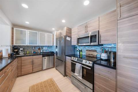 11111 Biscayne Blvd 2D, Miami FL - photo 10 of 26