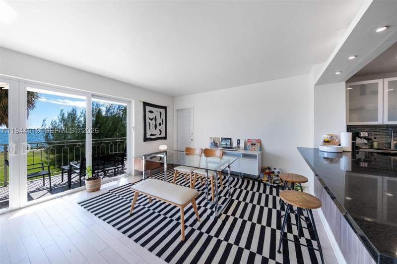2 bedroom Condominium at 11111 Biscayne Blvd 2D, Jockey Club Condo, Miami — photo 5