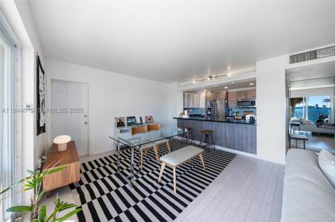 11111 Biscayne Blvd 2D, Miami FL - photo 6 of 26
