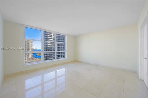 19101 NE 36th Ct 2006, Aventura FL - photo 11 of 28