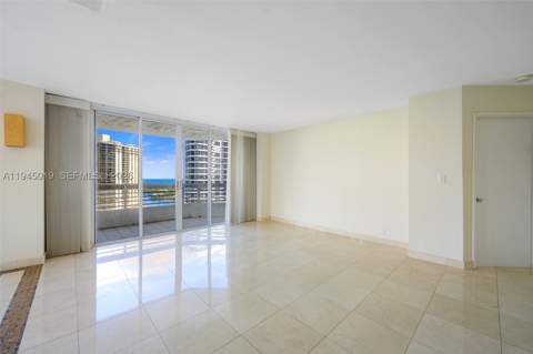 19101 NE 36th Ct 2006, Aventura FL - photo 6 of 28