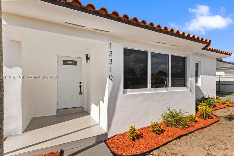 4 bedroom SingleFamilyResidence at 13310 NW 17th Pl, Morvin Estates, Miami — photo 2