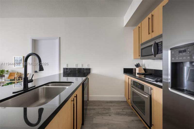 2 bedroom Condominium at 1111 SW 1st Ave 3723-N, The Axis On Brickell II C, Miami — photo 4