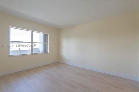 1200 14th St 5E, Miami Beach FL - photo 13 of 16