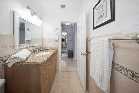 300 NE 175th St, North Miami Beach FL - photo 16 of 45