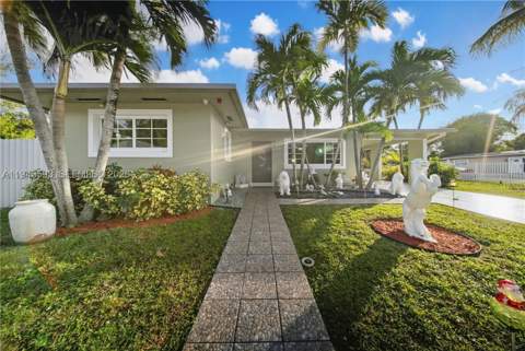 300 NE 175th St, North Miami Beach FL - photo 21 of 45