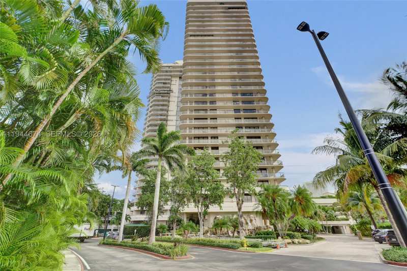 3 bedroom Condominium at 19667 Turnberry Way 12F, Turnberry Isle South Condo, Aventura — photo 1