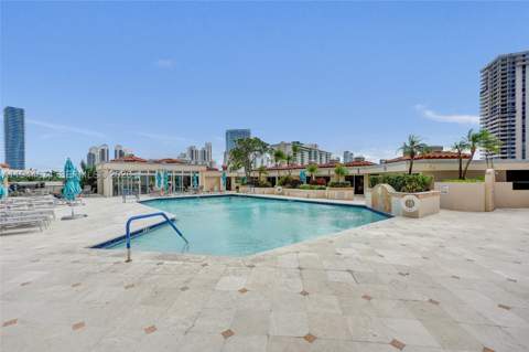19667 Turnberry Way 12F, Aventura FL - photo 21 of 28