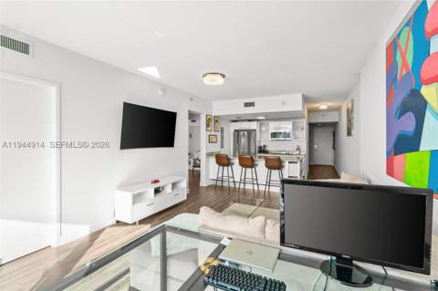 185 SW 7th St 2702, Miami FL - photo 14 of 71
