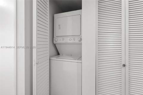 185 SW 7th St 2702, Miami FL - photo 19 of 71