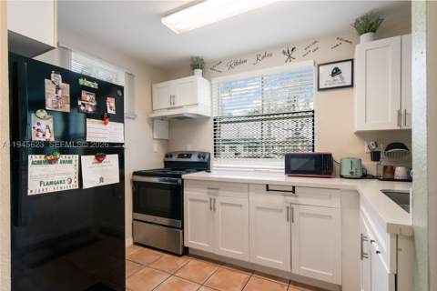 19620 SW 103rd Ct 1-1, Cutler Bay FL - photo 8 of 23