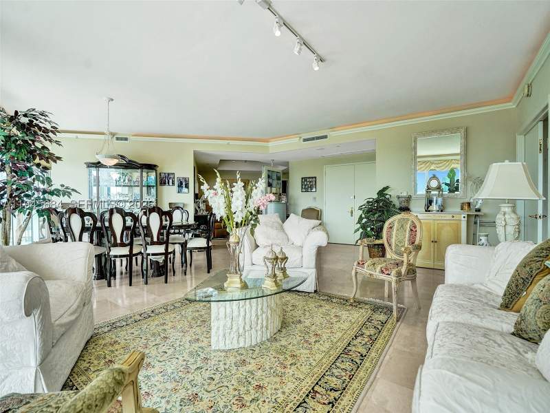 2 bedroom Condominium at 19955 NE 38th Ct 901, Towers Of Porto Vita-Sout, Aventura — photo 5