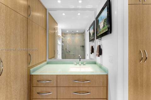 791 Crandon Blvd 603, Key Biscayne FL - photo 23 of 74