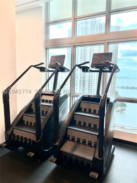 300 S Biscayne Blvd T-1803, Miami FL - photo 8 of 20
