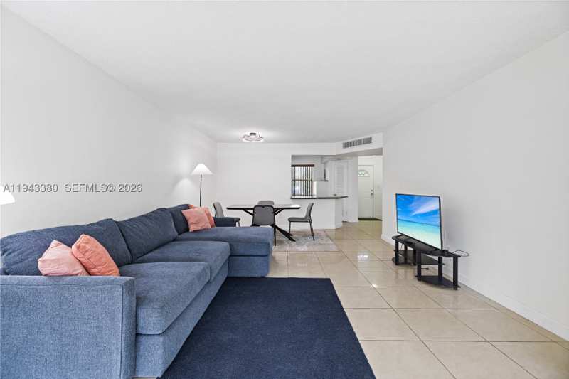 2 bedroom Condominium at 1501 NE 191st St C216, Rolling Green Condo C, Miami — photo 1