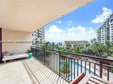 540 Brickell Key Dr 603, Miami FL - photo 17 of 18