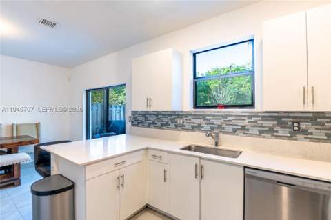 24534 SW 119th Pl, Homestead FL - photo 12 of 41
