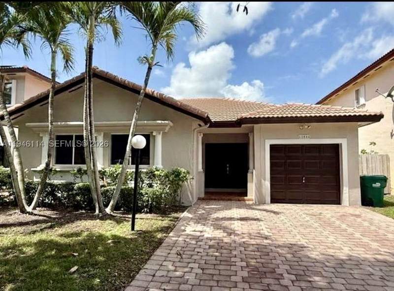 3 bedroom SingleFamilyResidence at 22844 SW 114th Ave, SILVER PALM HOMES, Miami — photo 1
