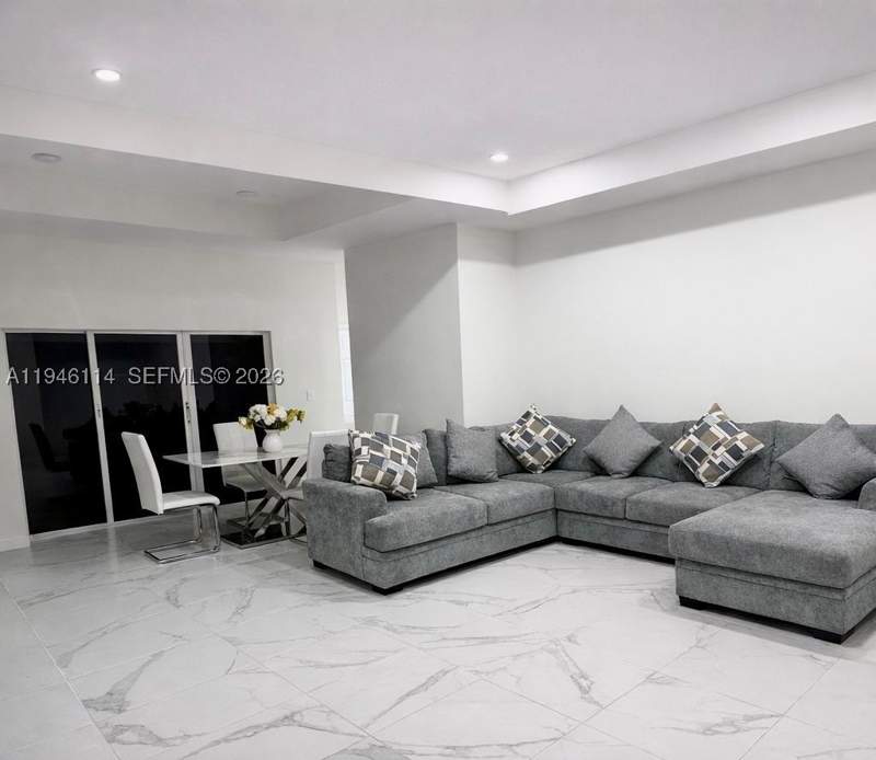 3 bedroom SingleFamilyResidence at 22844 SW 114th Ave, SILVER PALM HOMES, Miami — photo 3