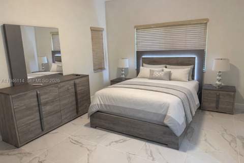 22844 SW 114th Ave, Miami FL - photo 6 of 40