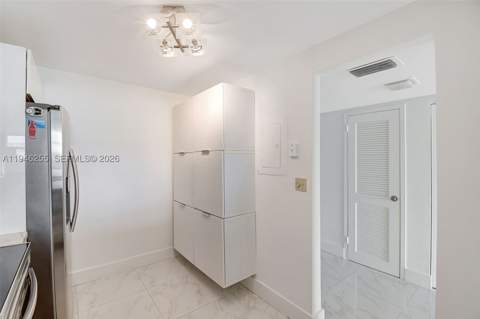 20100 W Country Club Dr 1005, Aventura FL - photo 13 of 36