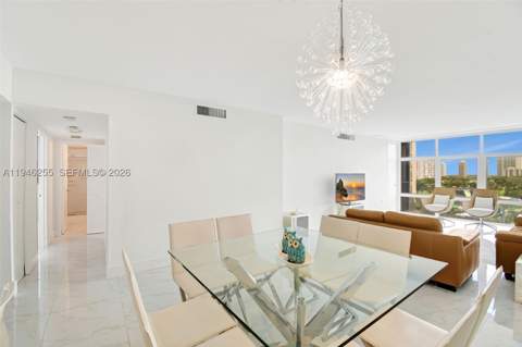 20100 W Country Club Dr 1005, Aventura FL - photo 7 of 36