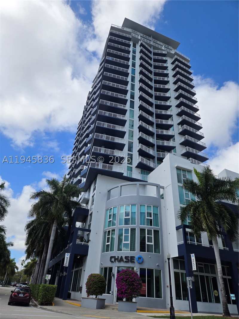 2 bedroom Condominium at 275 NE 18th St 503, 1800 Biscayne Plaza Condo, Miami — photo 1