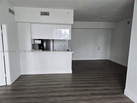 275 NE 18th St 503, Miami FL - photo 10 of 11