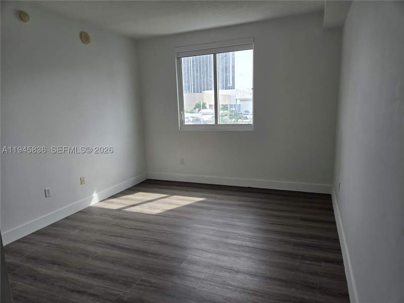 2 bedroom Condominium at 275 NE 18th St 503, 1800 Biscayne Plaza Condo, Miami — photo 4