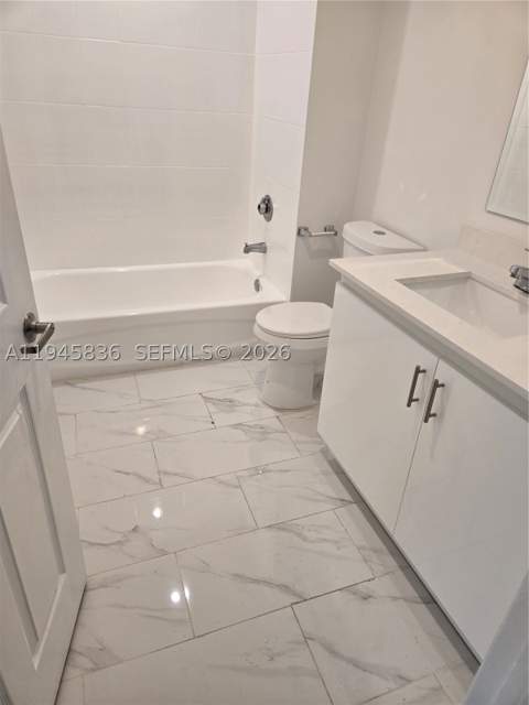 275 NE 18th St 503, Miami FL - photo 6 of 11