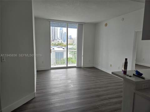 275 NE 18th St 503, Miami FL - photo 9 of 11
