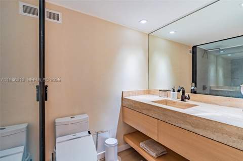 2301 Collins Ave 719, Miami Beach FL - photo 11 of 18