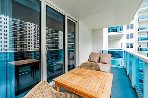 2301 Collins Ave 719, Miami Beach FL - photo 15 of 18