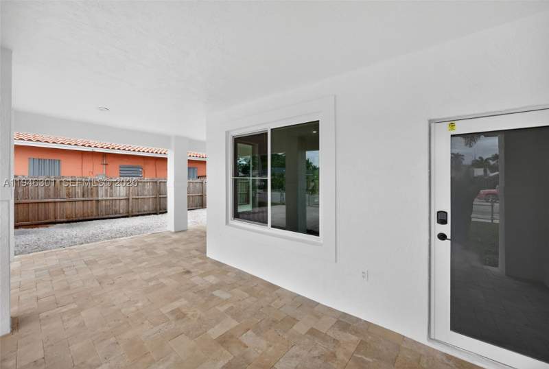 3 bedroom SingleFamilyResidence at 506 NW 7th St, Granada Heights, Homestead — photo 2