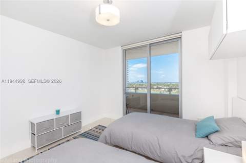 5555 Collins Ave 9U, Miami Beach FL - photo 15 of 37