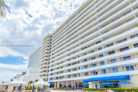 5555 Collins Ave 9U, Miami Beach FL - photo 20 of 37