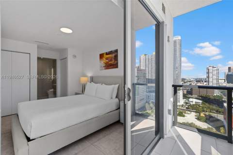 239 SW 9th St 2304, Miami FL - photo 19 of 35