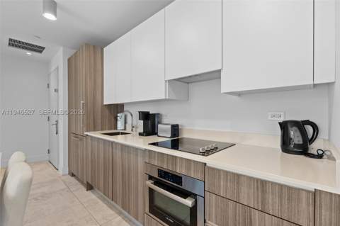 239 SW 9th St 2304, Miami FL - photo 8 of 35
